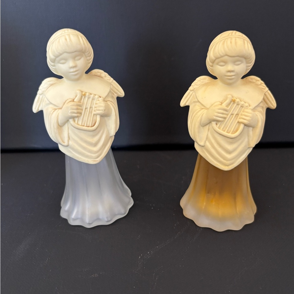 Pair of Avon Vintage Elegant Cream and Frosted Angel Figurines. One is full